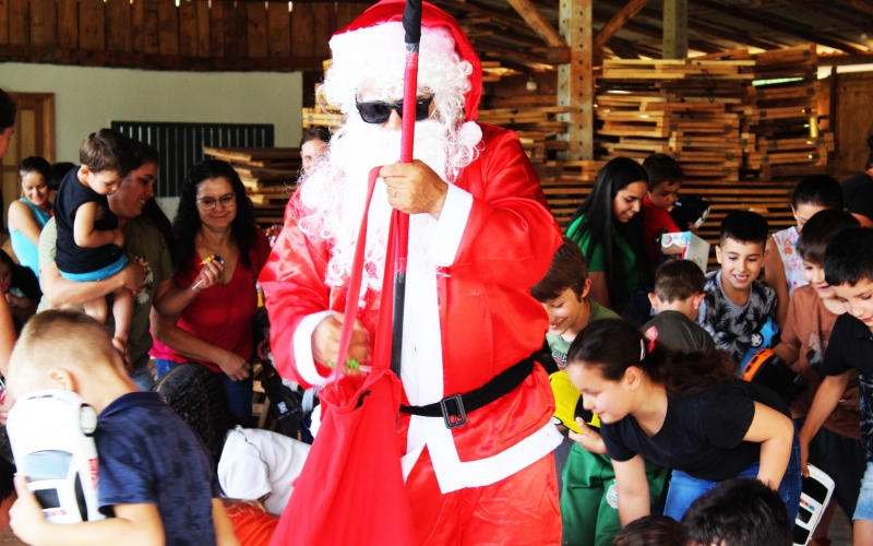 Início das Visitas do Papai Noel em Porto Barreiro.