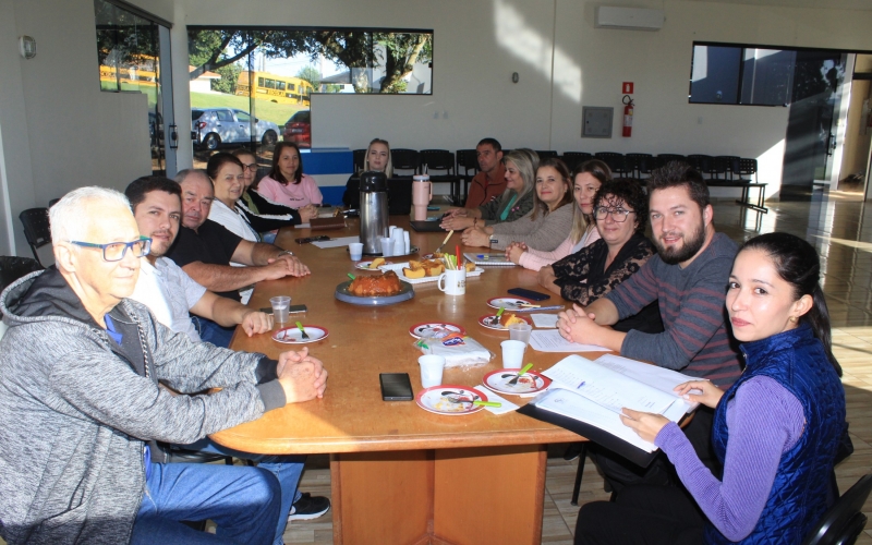 Reunião do Conselho Municipal dos Direitos da Criança e do Adolescente.